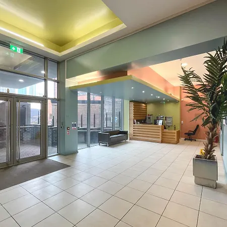 Charming Grand 2 Bedroom With Free Parking Birmingham